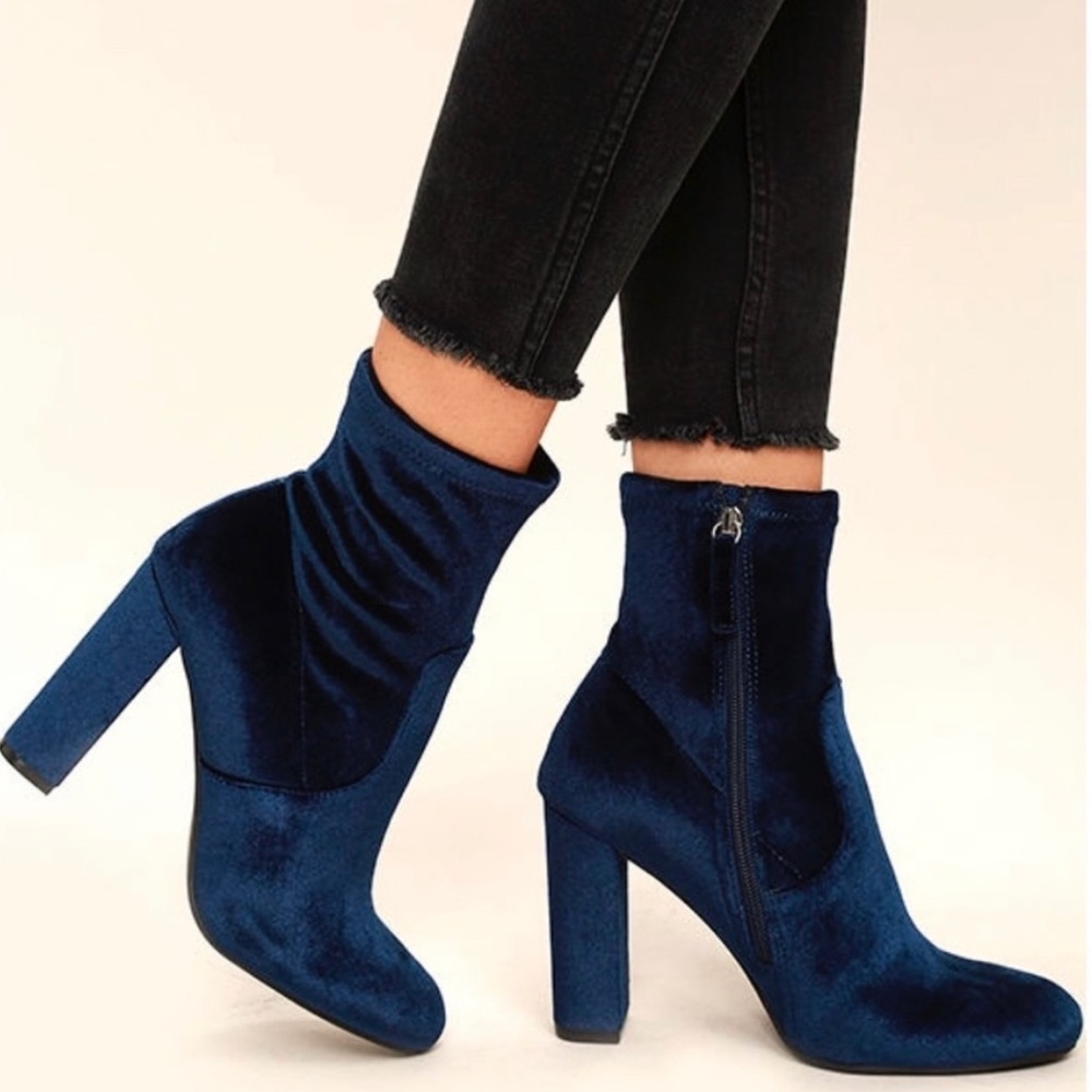 Steve Madden Edit Navy Velvet High Heel Boots
